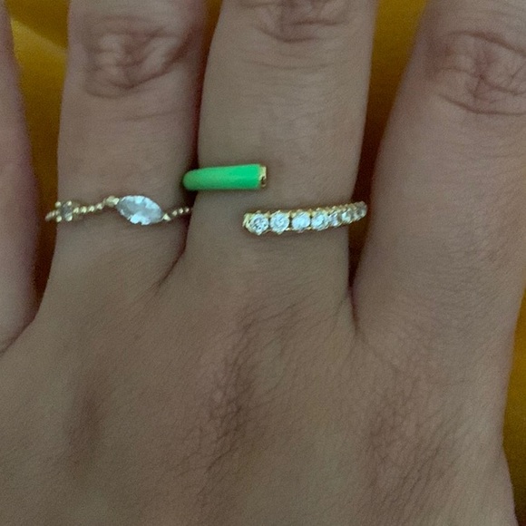Neon green, gold, and rhinestone stackable fashion ring - Picture 2 of 5